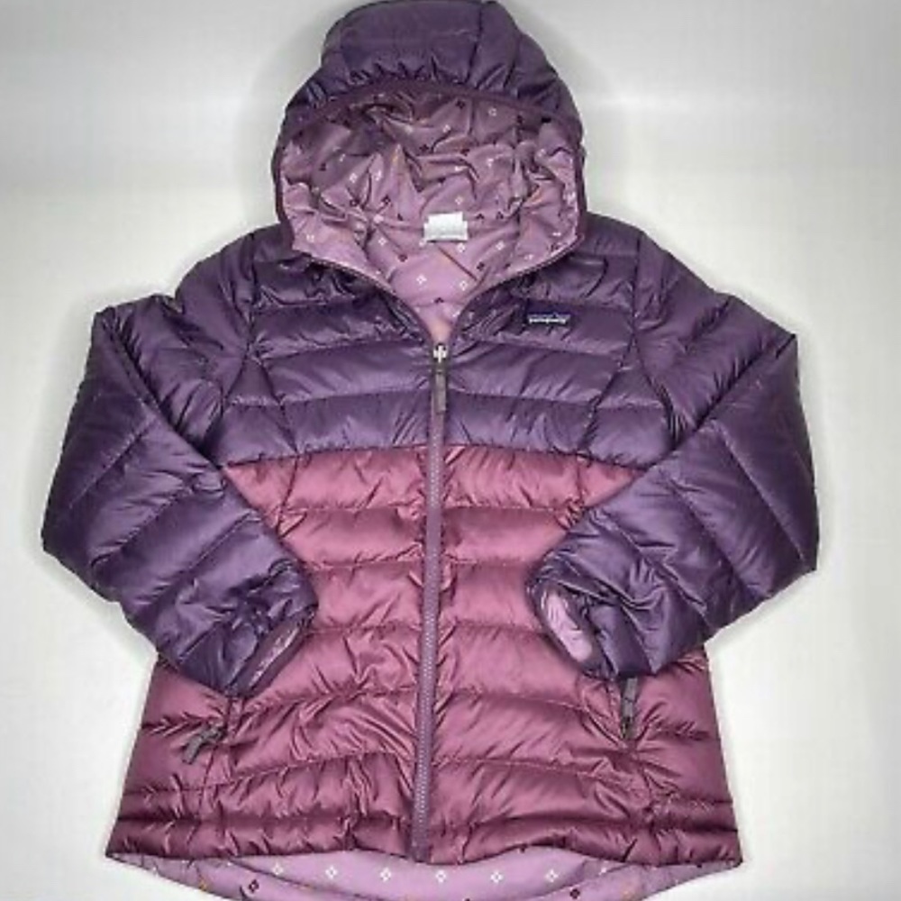 Patagonia reversible down hoodie size 9/10 youth M